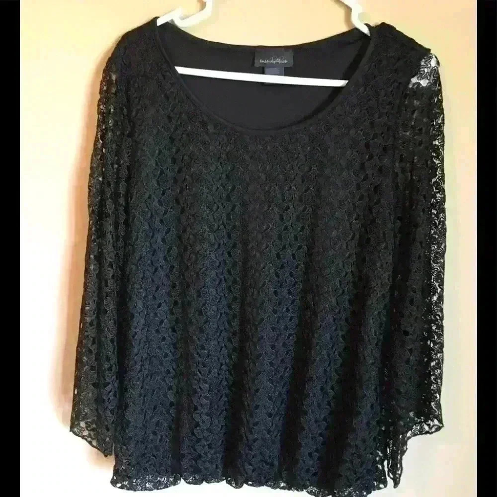 Brittany Black Top